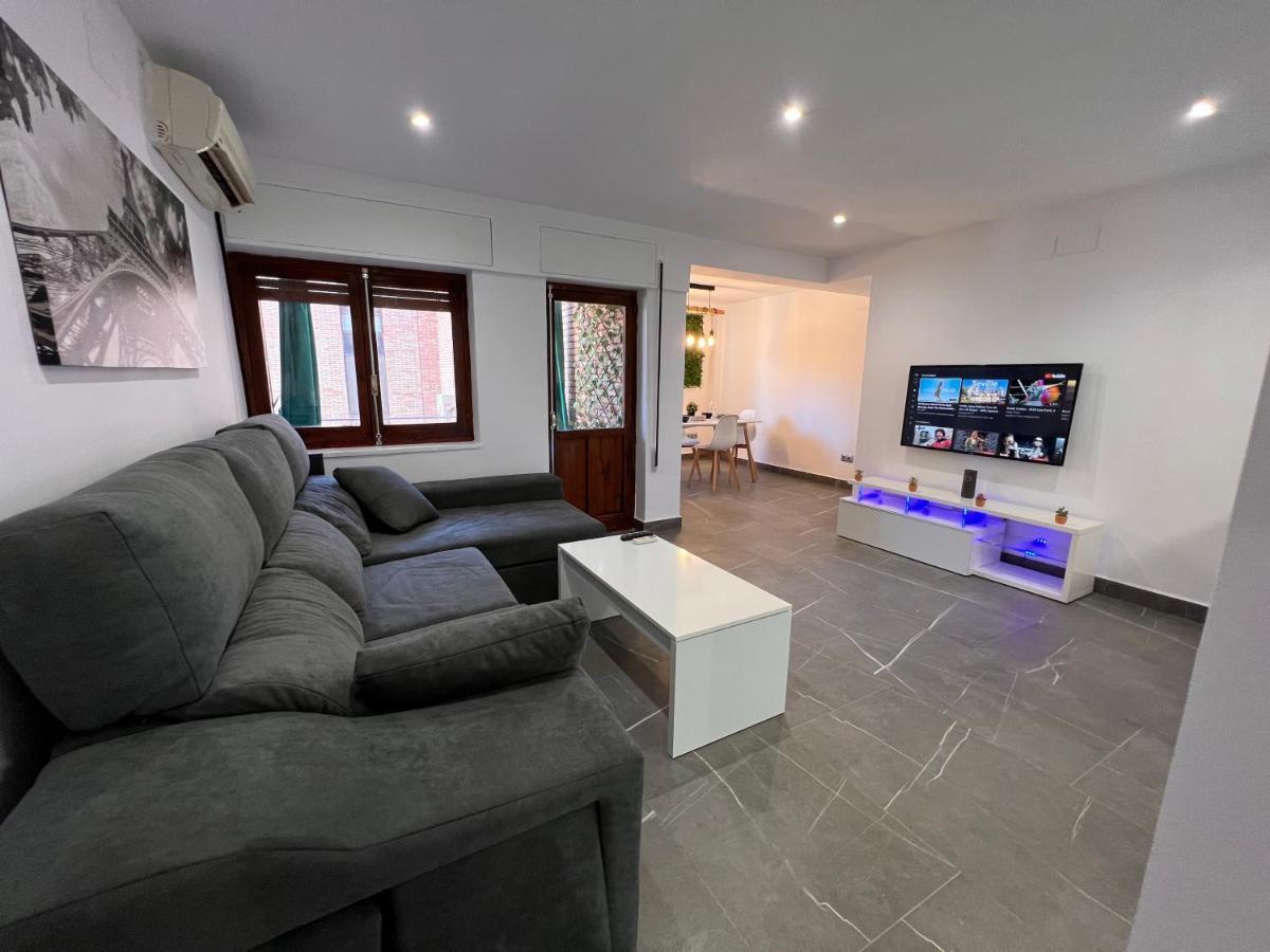 Apartamento Espacioso De Diseno A 3 Min Renfe. Кордова Екстер'єр фото